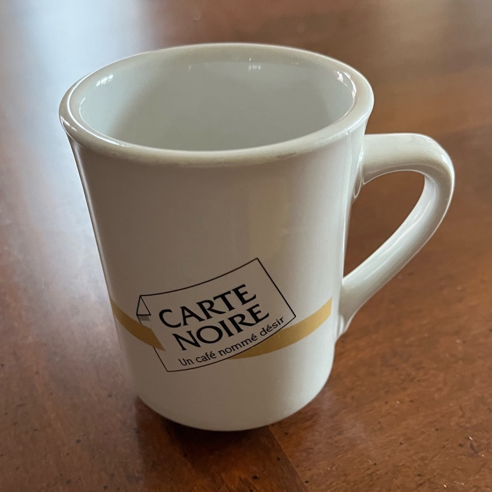 REGO White Mug with Gold Accent